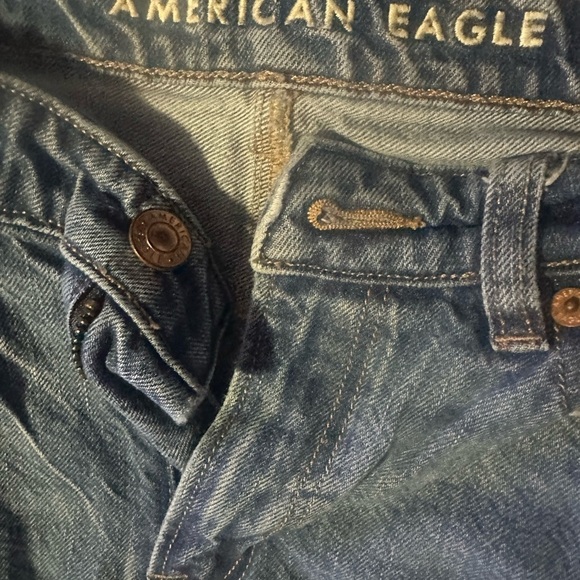 American Eagle Mom Jean Size 4 - Picture 2 of 6